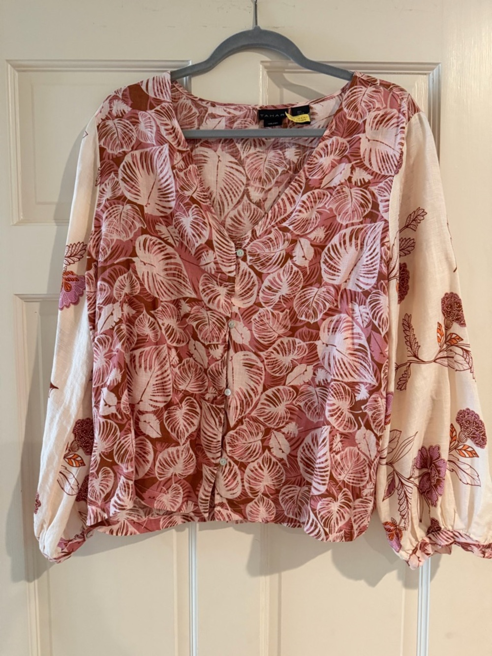 TAHARI linen Pink Leaf Print Button-Front Blouse